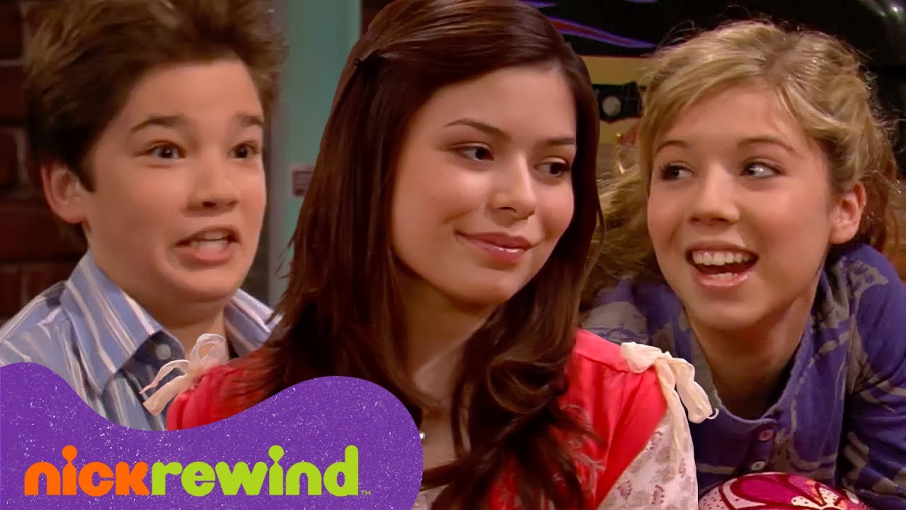 Best Friend Moments on iCarly! ❤️🫂 | NickRewind