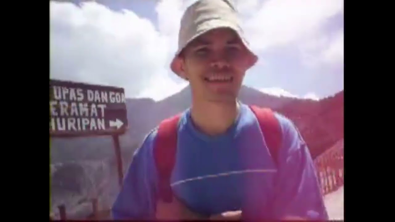 Honeymoon di Tangkuban Parahu 