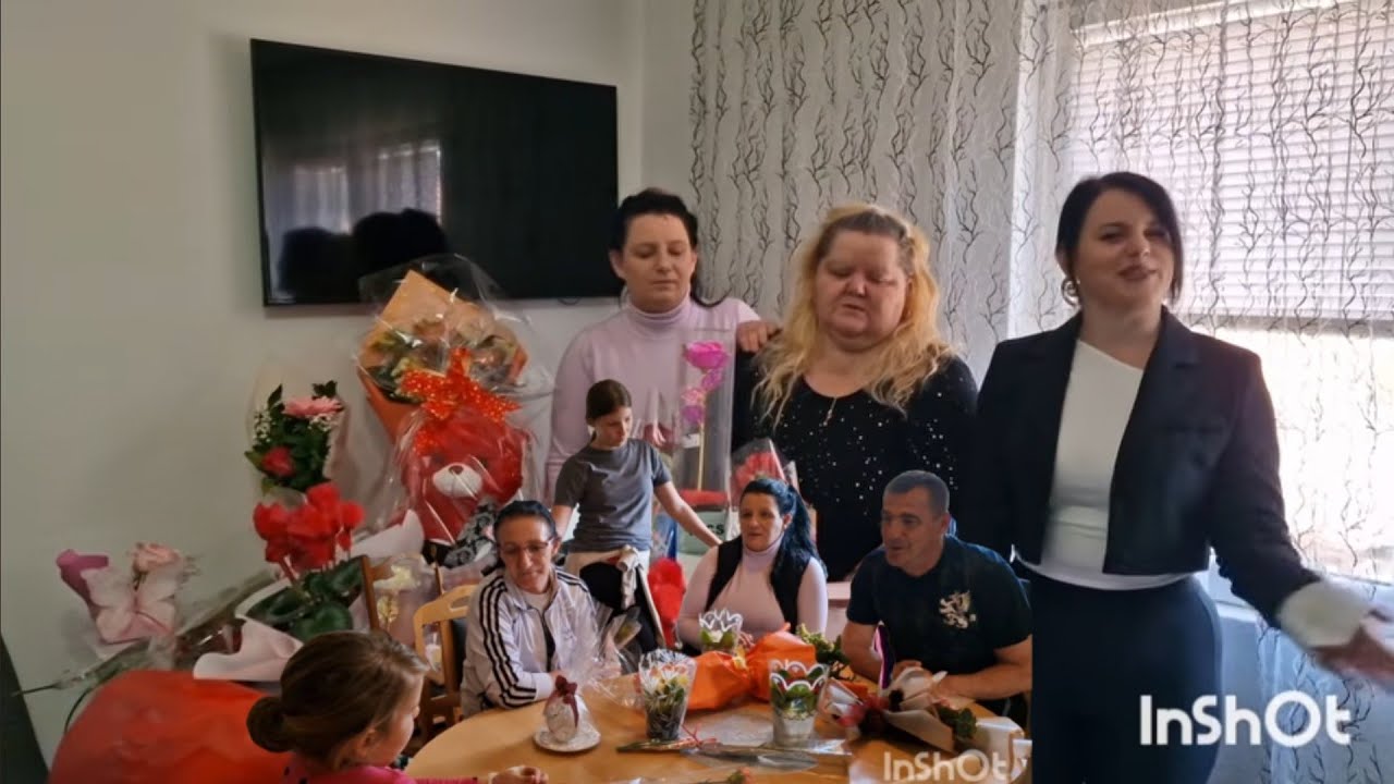 ŠTA SMO SPREMILI ZA NAŠE MAJKE? 8. mart ovo je neviđeno mama bez teksta pogledaj te 😱