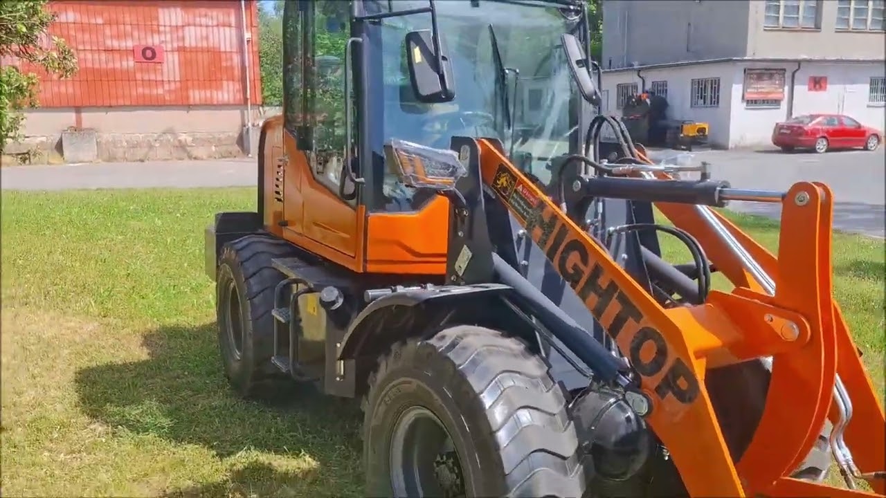 Kloubový čelní nakladač Zethos HT920 od LevneMoto Praha
