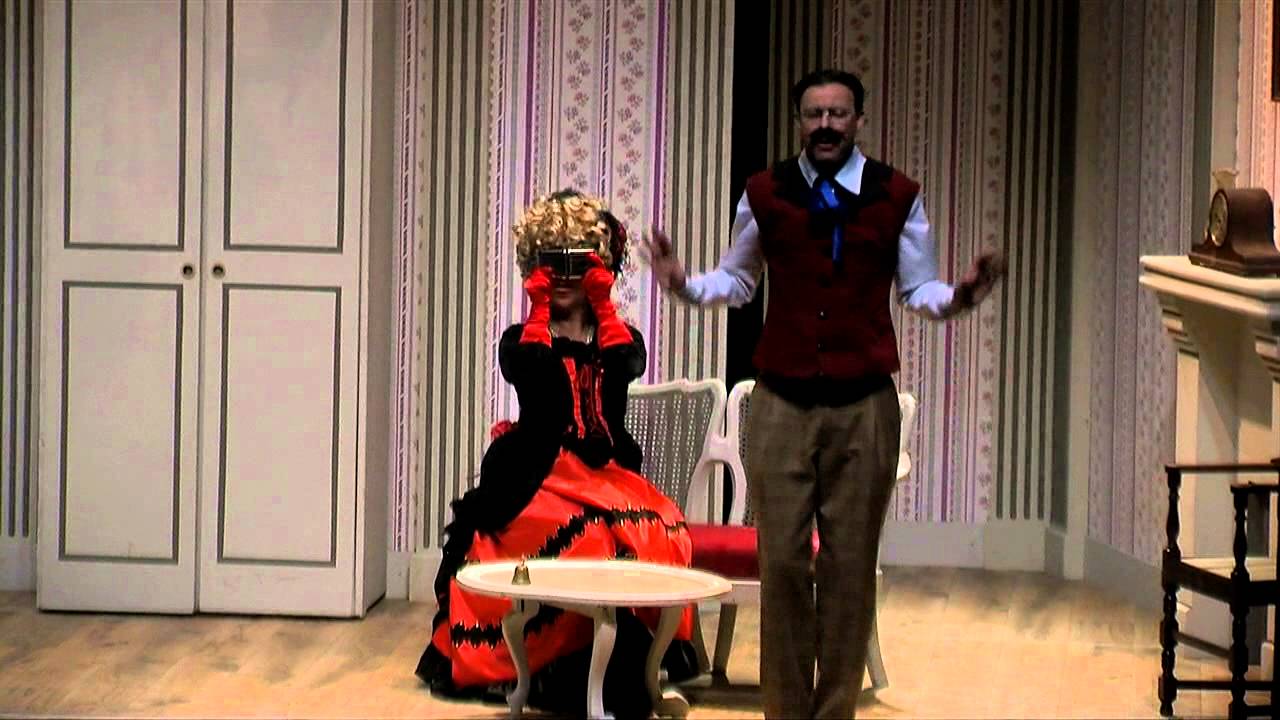 Trailer Thee met Honing of met Citroen? - Loge10 Theaterrpoducties