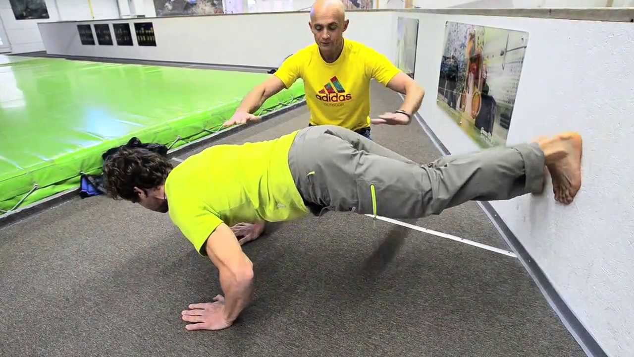 Roger Schaeli gettin' Kraft!