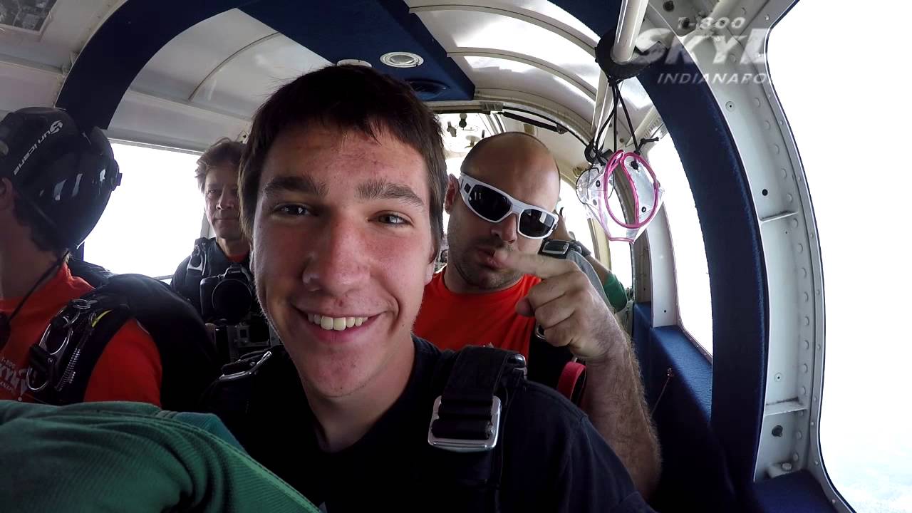 Alexander Schafer's Tandem skydive!