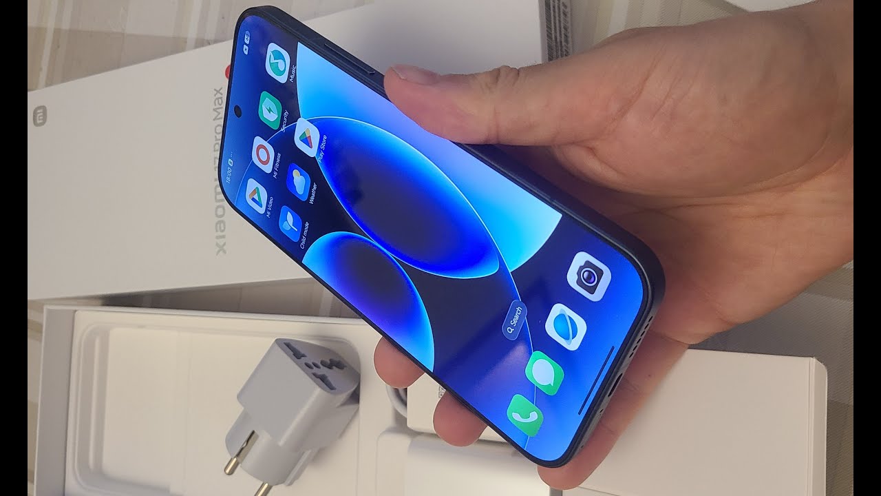Xiaomi 17 Pro Max - the 2025 bestseller! Enormous 7500mAh battery, impressive camera, selfie display
