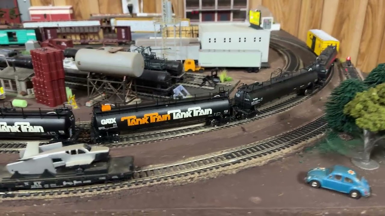 Layout update #hoscale #train #modelrailroad #modeltrains #southernpaxific