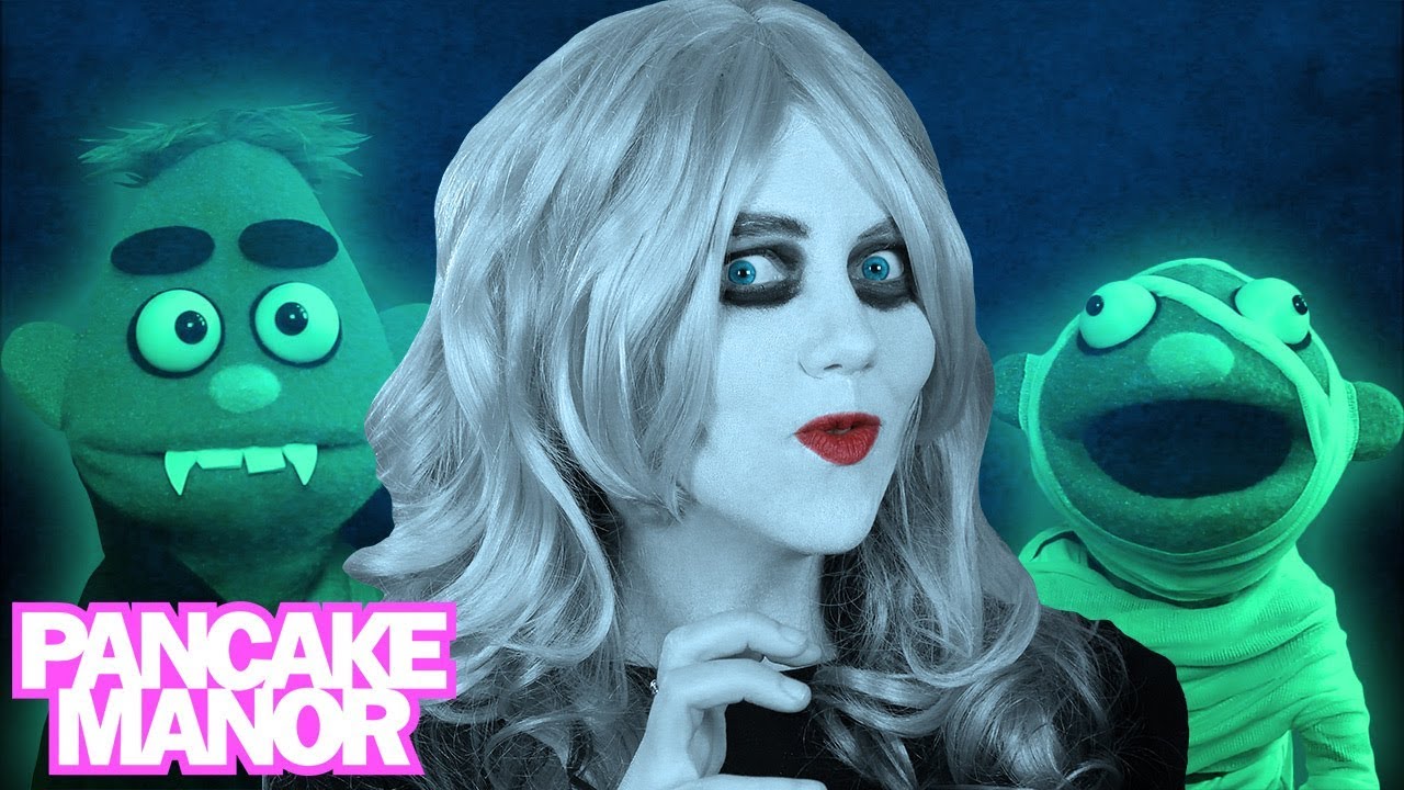 Halloween Songs For Kids | Halloween Pumpkins, Ghosts and Trick or Treating | Pancake Manor