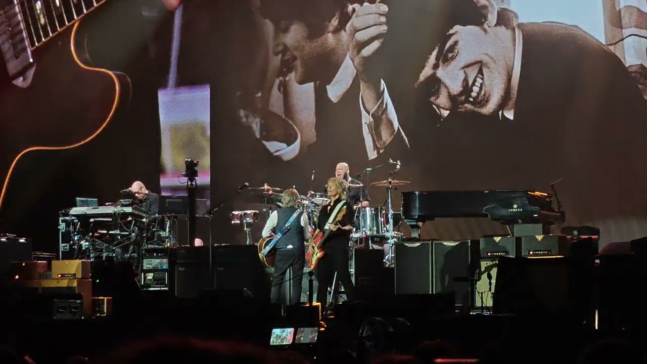 Paul McCartney - Something (Live in Paris, France 2024) 4K HD 60FPS