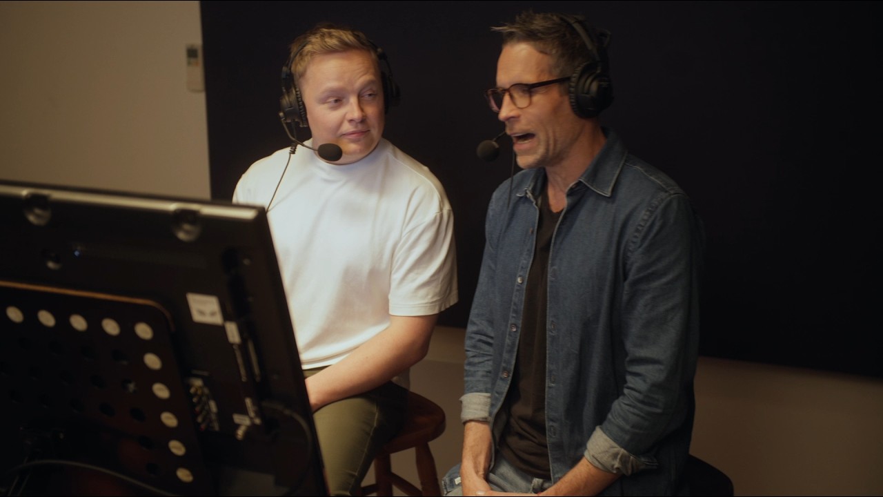 Behind the Scenes - Die neuen Kommentatoren Schmiso und Jan Platte im Tonstudio f&uuml;r EA SPORTS FC 25