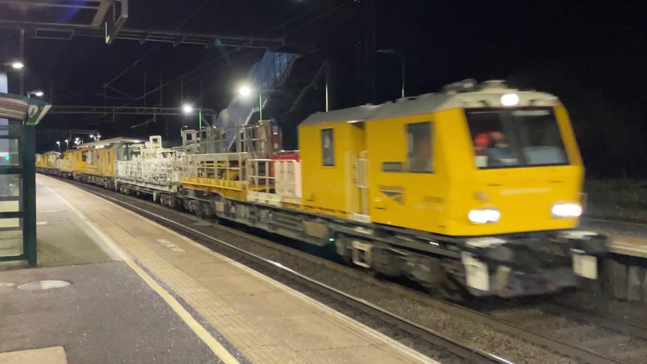 Network Rail Electrification MPV & Fast Line Freights! | Night Trains at Apsley 15/01/2024