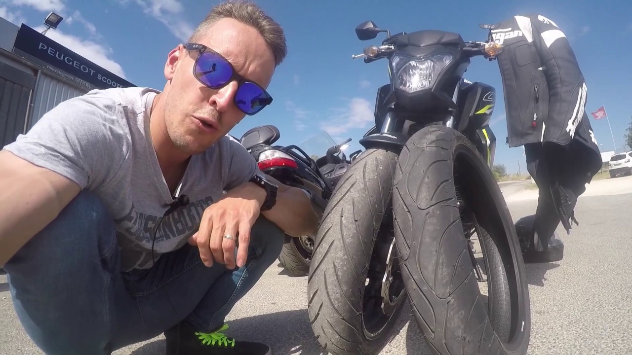 Freddy Foray a testé pour Allopneus : DUNLOP Roadsmart III vs  Roadsmart II
