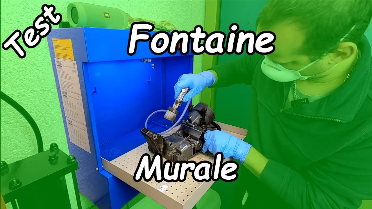 Fontaine nettoyage de pièce mécanique murale
