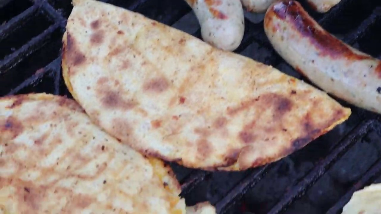 Cheesy Quesadillas und marinierte Steaks mit Rosmarin zum Grillen - K&uuml;chenquickies