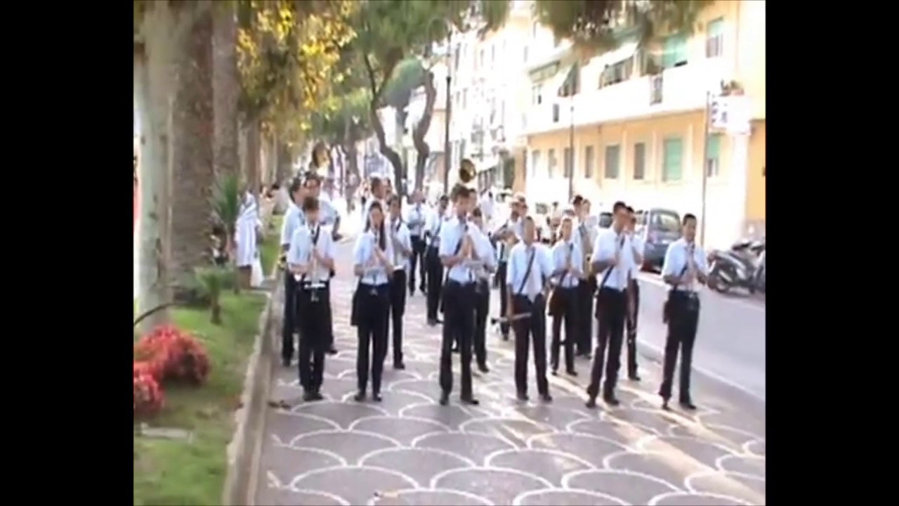 V.Favoino: MARESCIALLO RUGGIERO marcia Militare Premiato Concerto Bandistico Città Di Minori