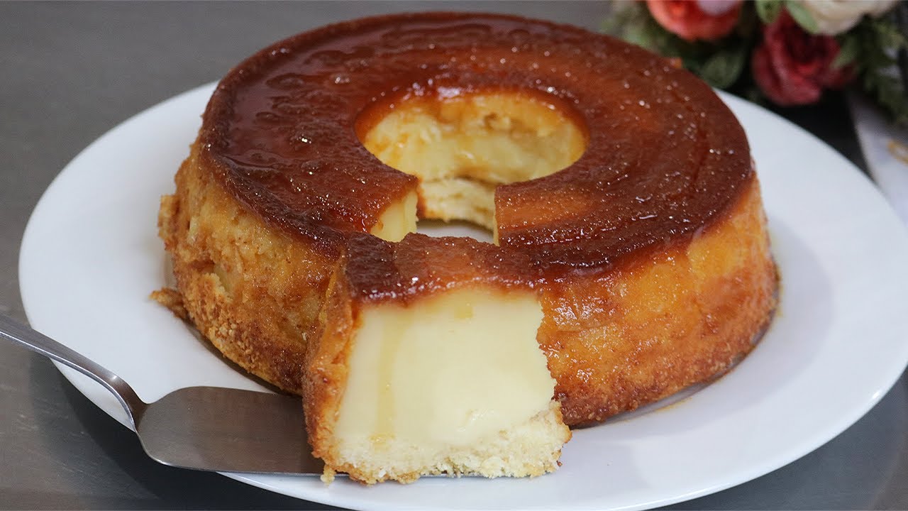 TUDO NO LIQUIDIFICADOR! BOLO QUEIJADINHA COM LEITE CONDENSADO E CALDA! CREMOSO! FAÇA E SURPREENDA...