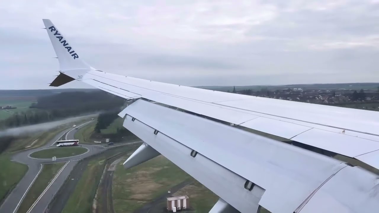 attérissage a beauvais (France) en 2008 avec RYANAIR