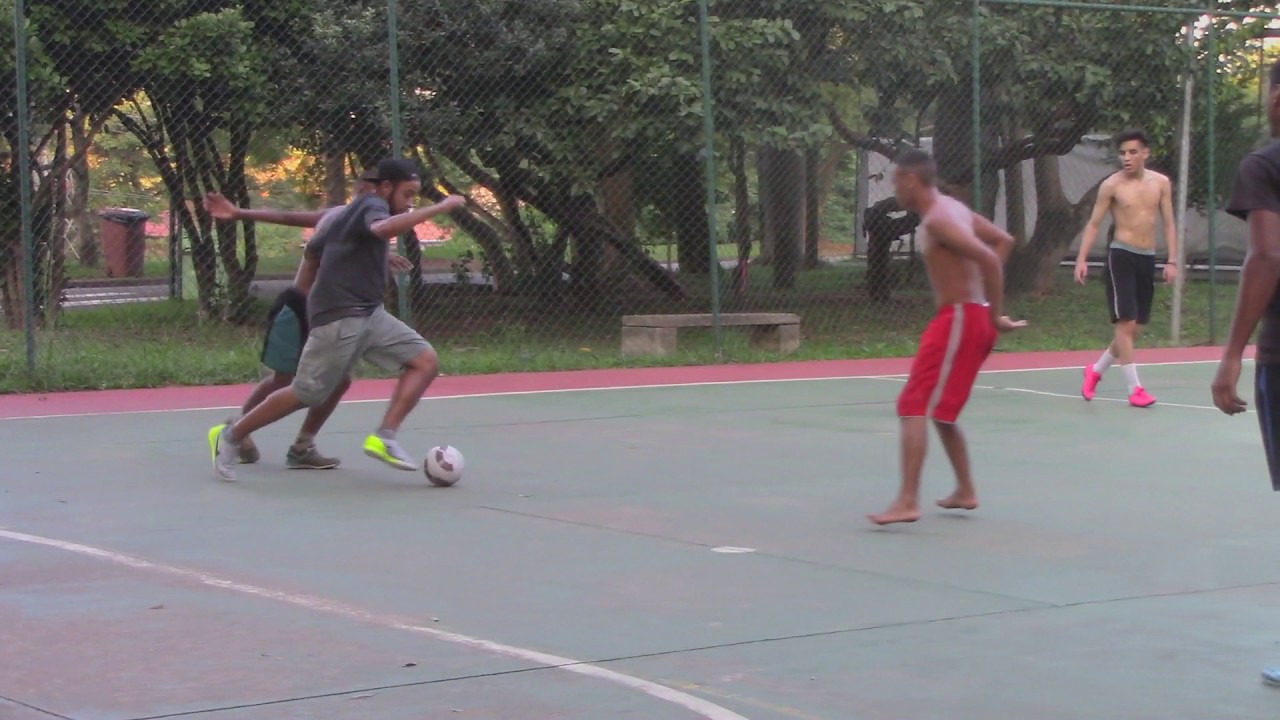 ⚽ JOGO REAL/RACHÃO ✔ DRIBLES DESCONCERTANTES ✔  ANÁLISE FOOTZ