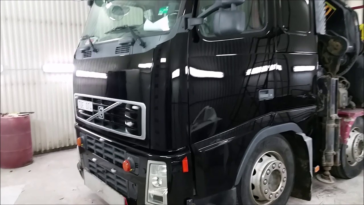 Volvo Truck Spray Paint