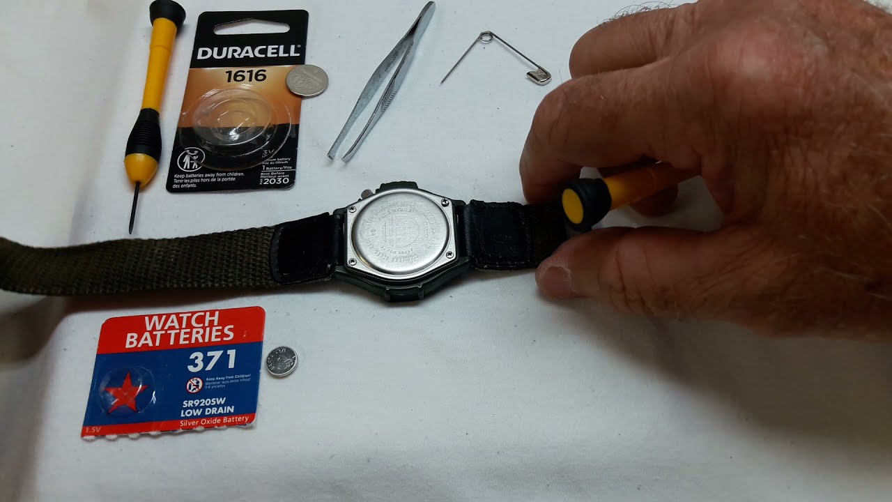 How to Change Replace Batteries in a Casio Forester FT-500 W Watch