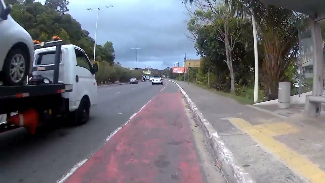 Av. LUIZ EDUARDO MAGALHÃES 