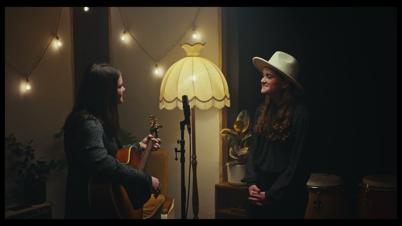 The Mitchell Twins - Find A River (Acoustic)