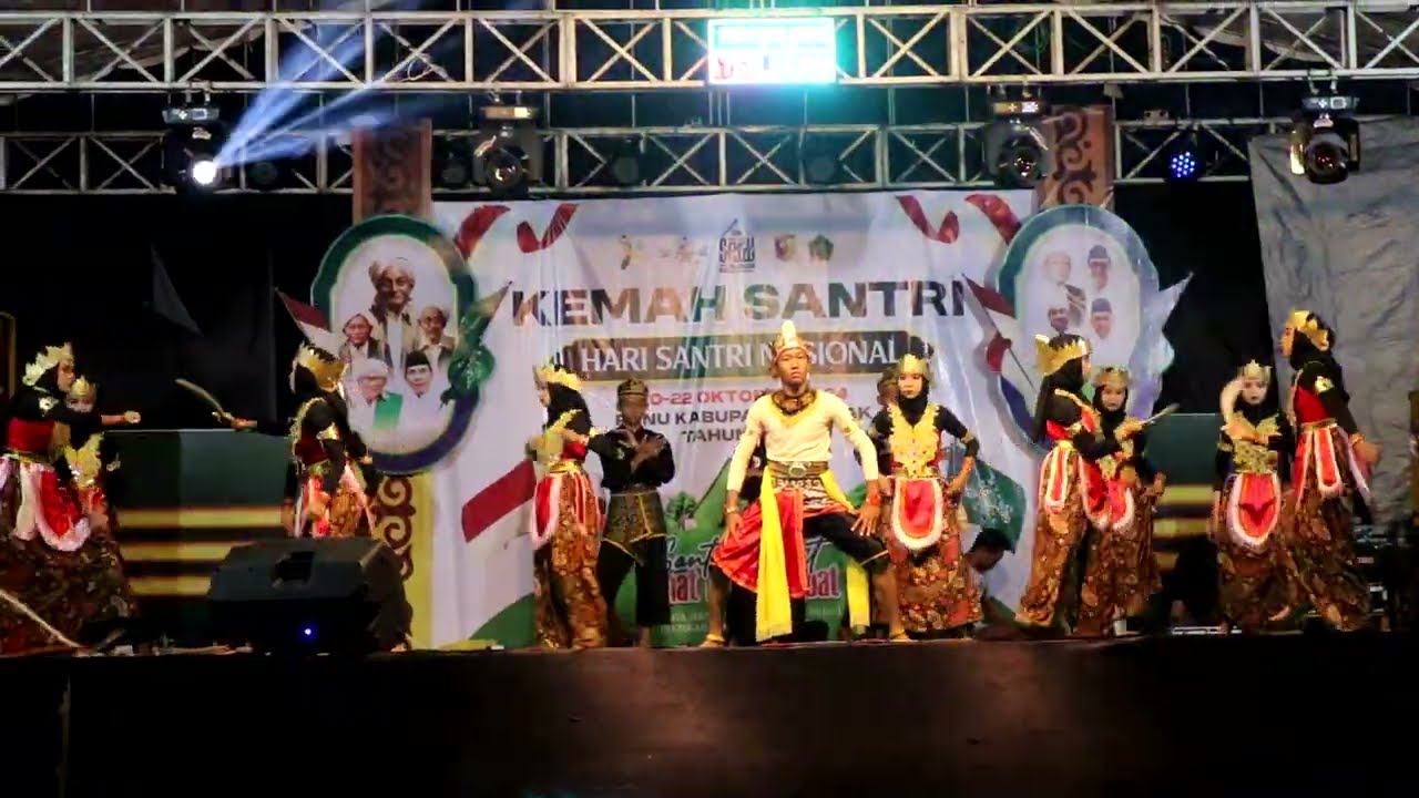 JUARA 1 PENTAS SENI KEMAH SANTRI NU DEMAK