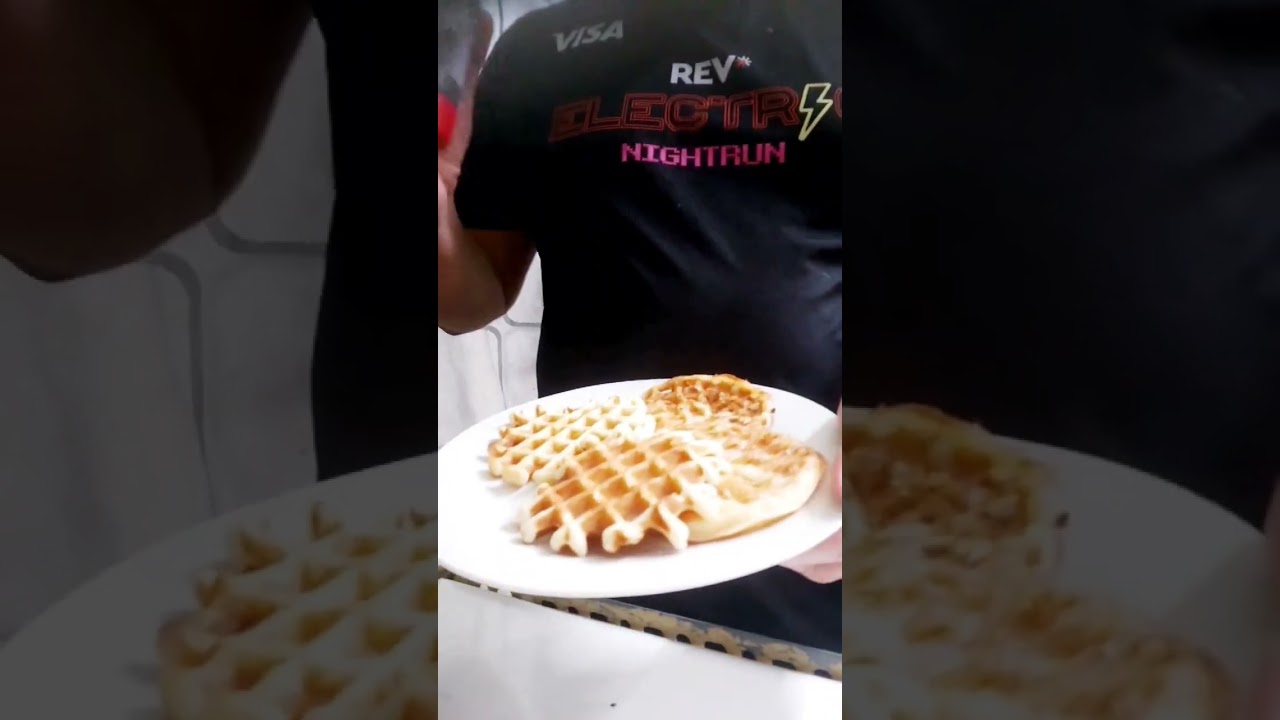 Pinoy street food chocolate waffle with graham #streetfood #pinoy #foodie #food #foodlover