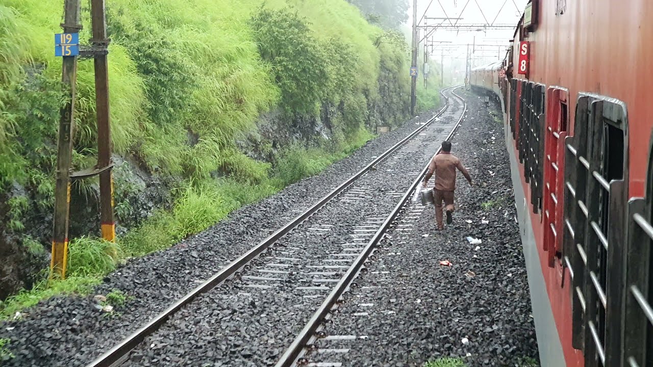 Lonavla to Karjat 4K train journey || 06352 nagercoil-csmt festive special SF exp