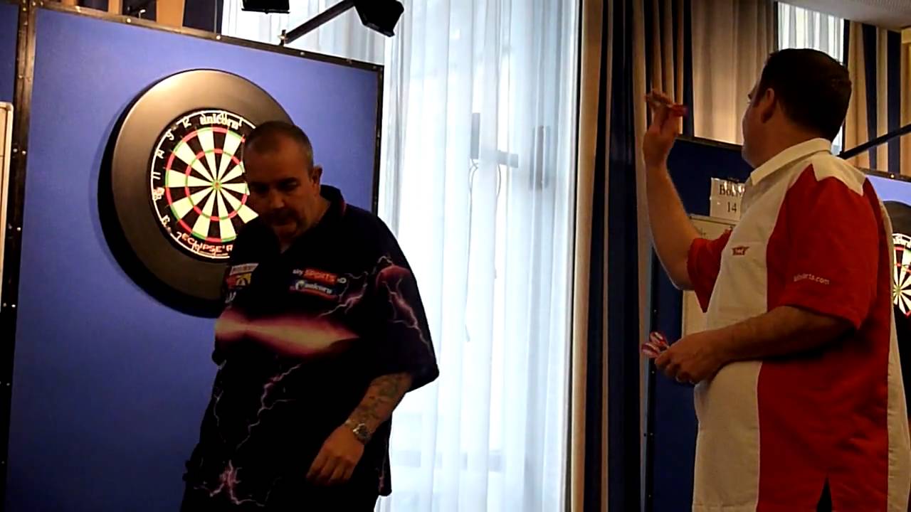 [PDC Austria] 15/05/2010 - Phil Taylor Vs Carlos Rodriguez 1/2