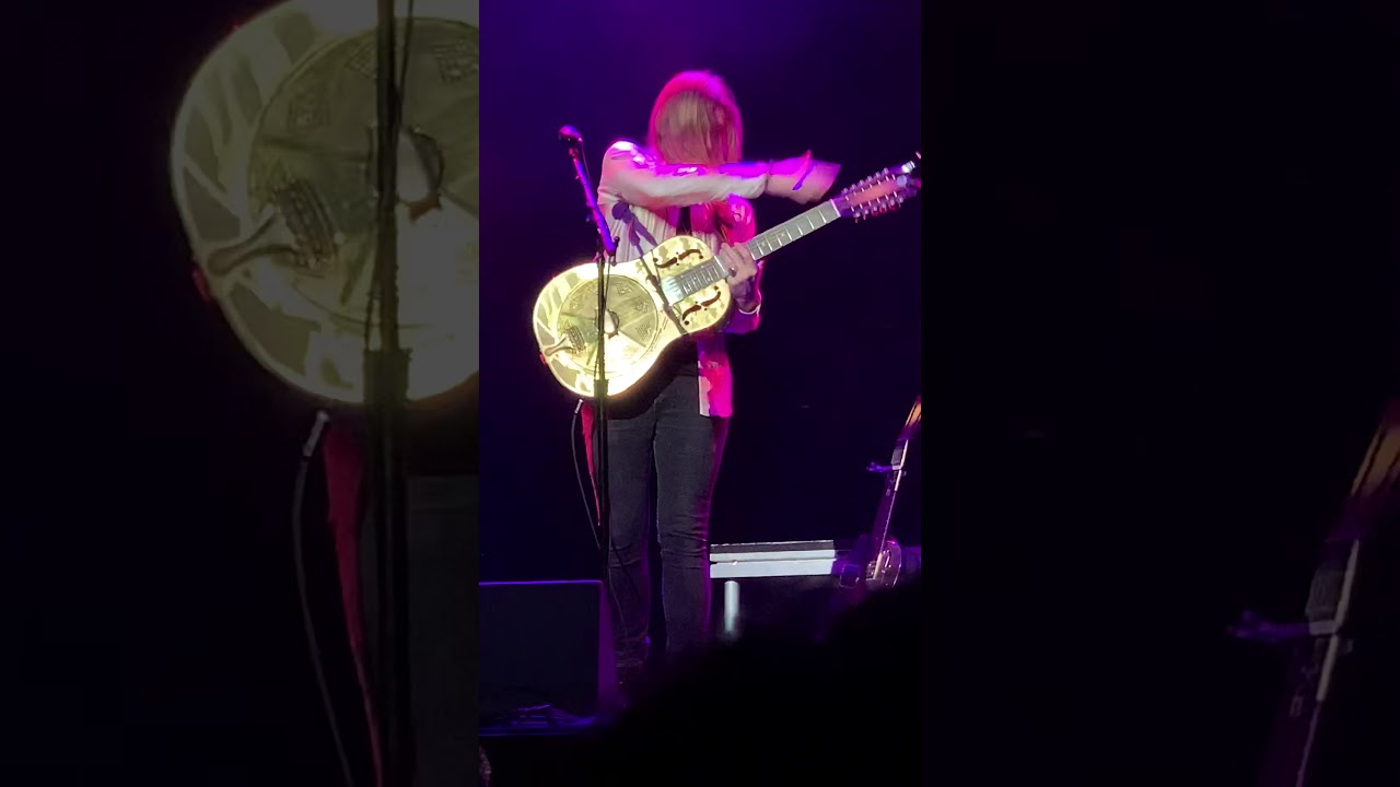 Ida Mae - “Sick In Love” - Live in Sugar Land - (With Intro)