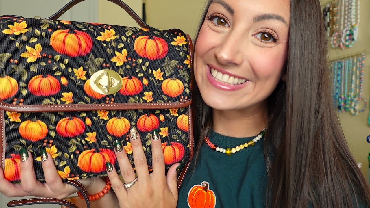 ASMR Meet Pumpkin Bag 🎃👜 (and all her cute accessories!)