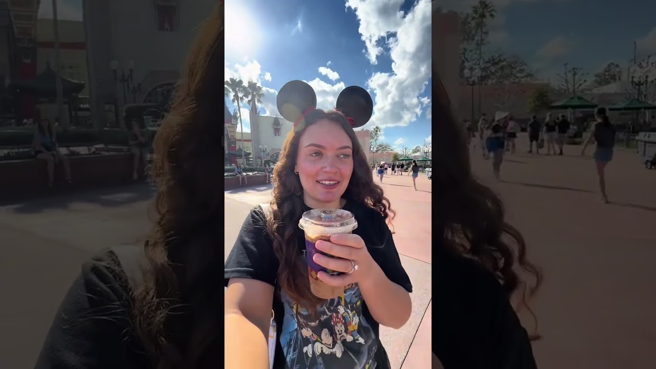 I tried Disney’s new Iced strawberry dipped mocha latte from Joffreys and I honestly was not a fan…