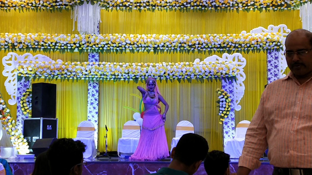Mara thumka badal Gai chal mitwa