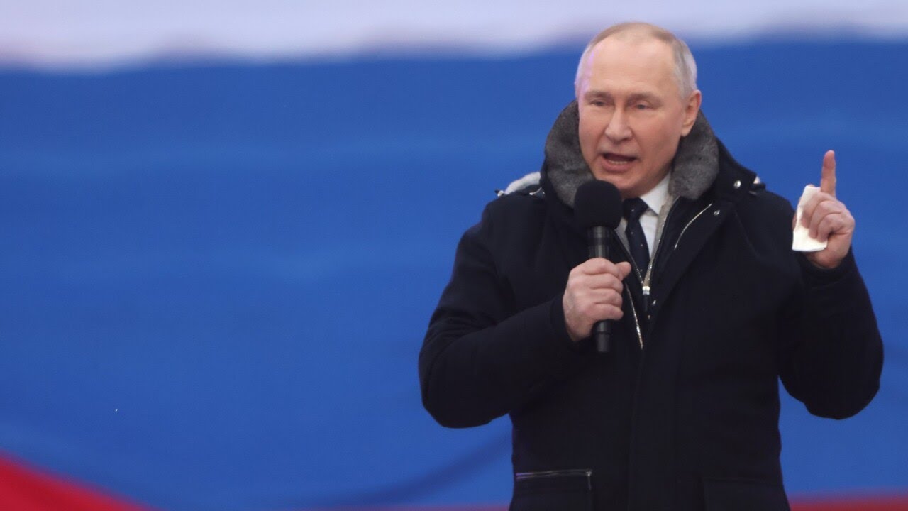 Putin hails soldiers&rsquo; efforts at rally