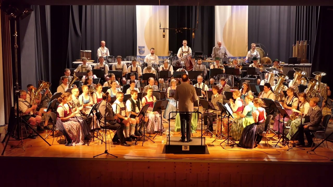Olympic Fanfare and Theme | Uniform Trifft Tracht | Bezirksorchester Werdenfels