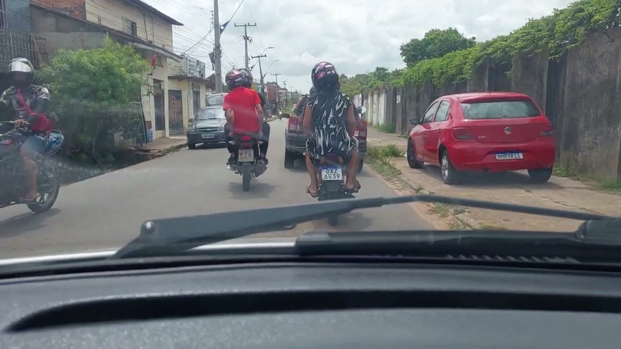 Avenida Principal do Bairro Gapara. São Luís-MA