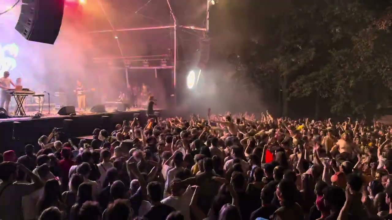 FAT DOG - running @ PAREDES DE COURA 2025