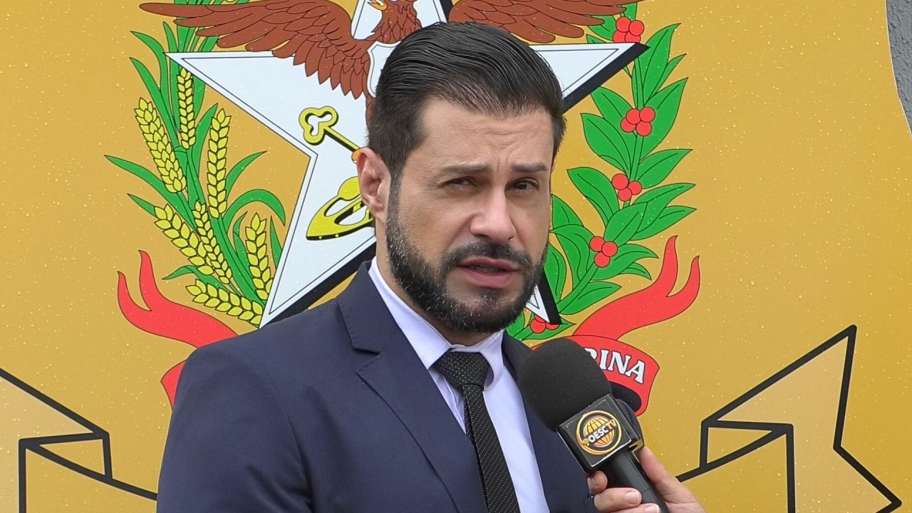 Delegado Daniel Farias exalta liderança em entrega de reforma da delegacia de Caibi