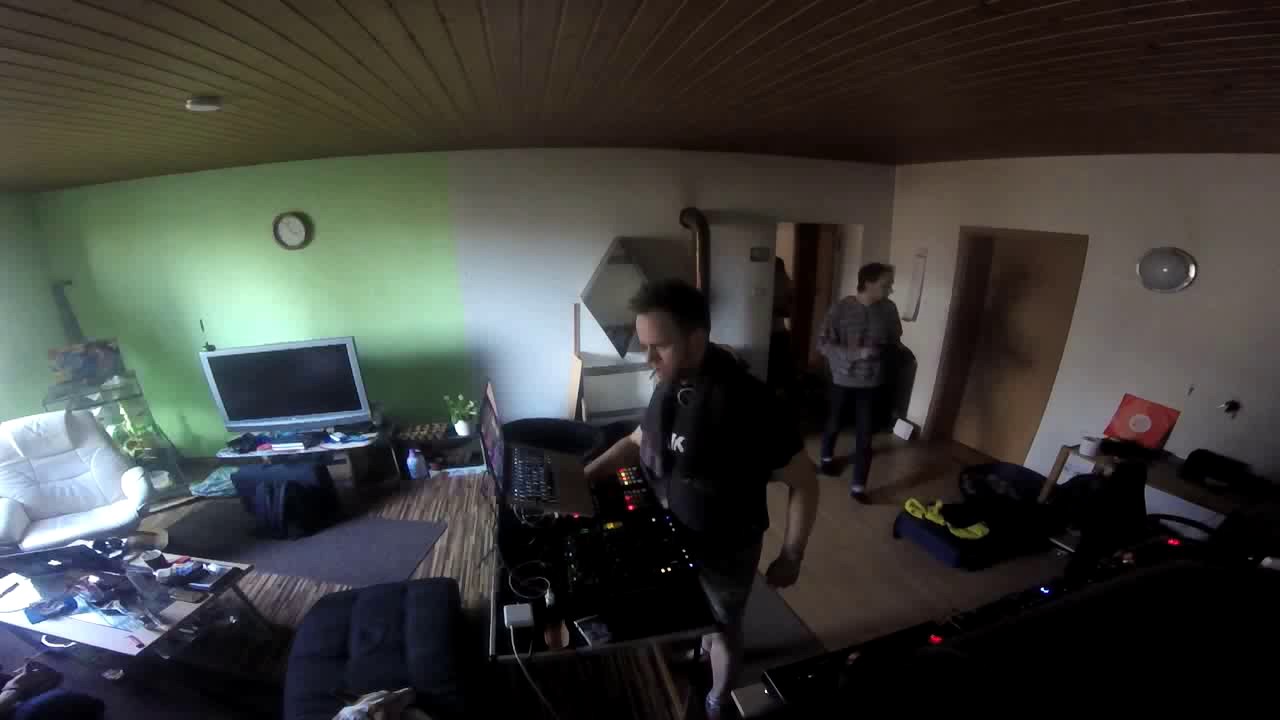 Chris Fernandez - TECHNO - Allen & Heath Xone DB4 & K2, Traktor PRO - Filter Mixing