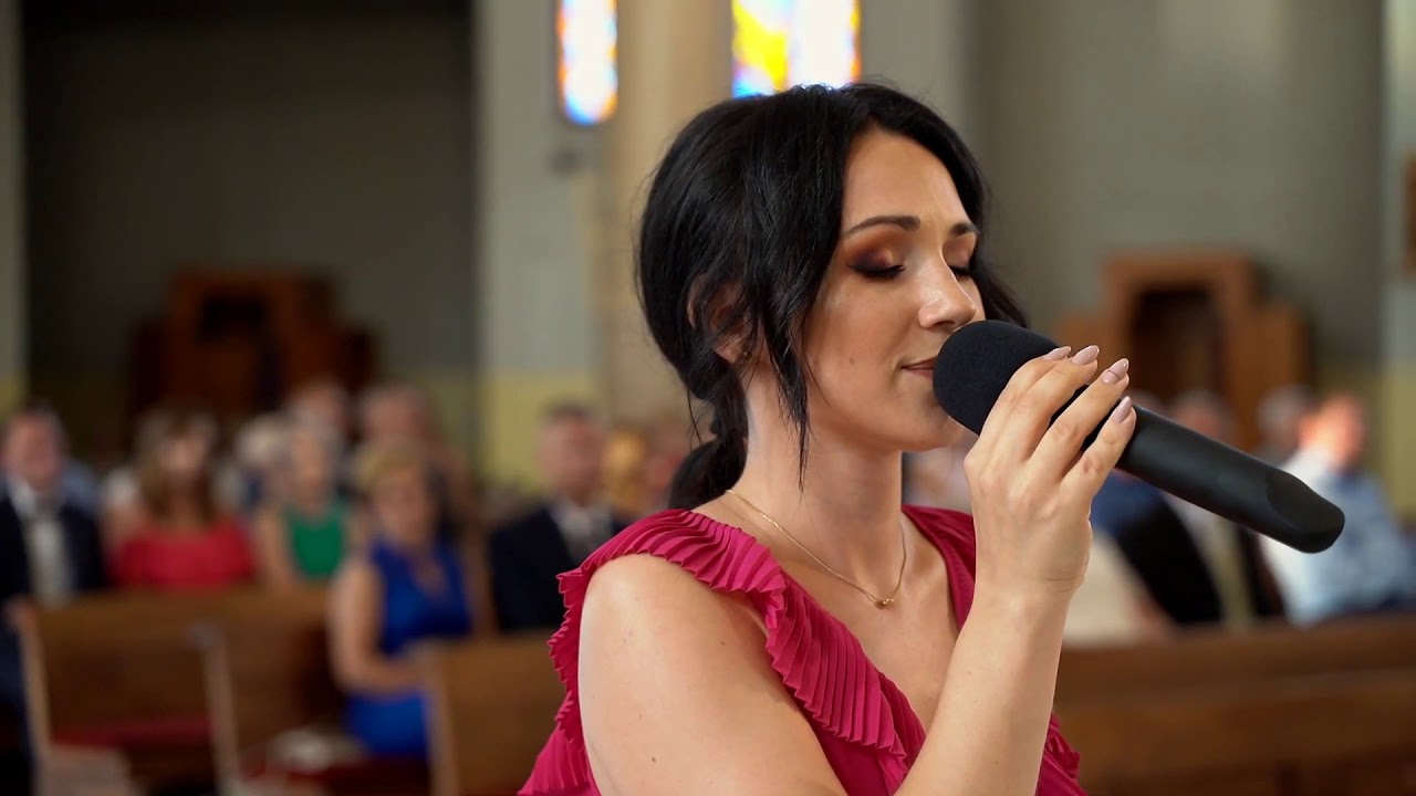 Świadkowa śpiewa na ślubie przyjaciółki (Marli - Panie proszę przyjdź)