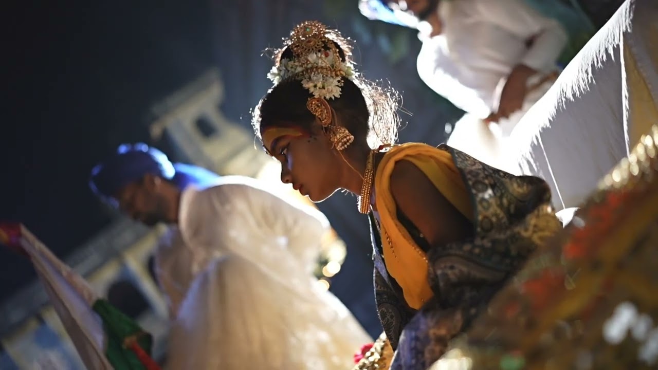 देवी  devi 