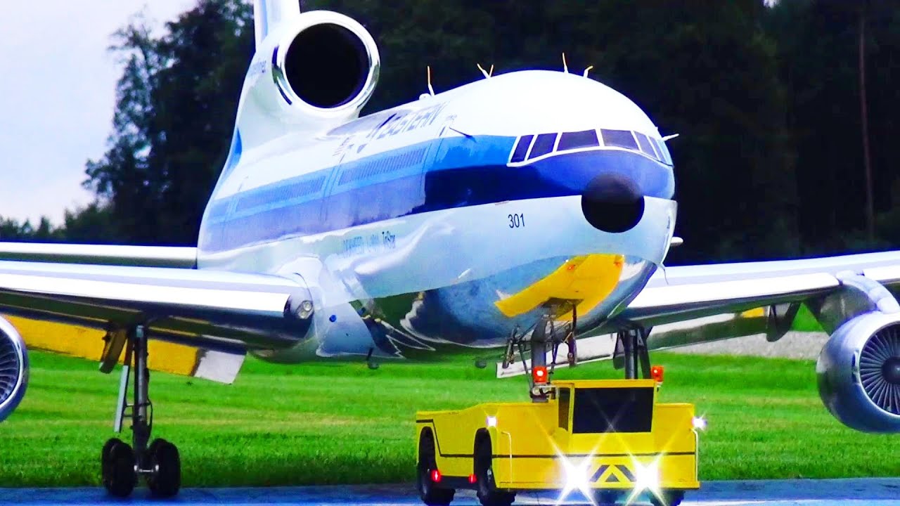 RC AIRLINER BEST SCALE BUILD OF A RC TRISTAR LOCKHEED L-1011 TURBINE RC MODEL WITH PUSHBACK