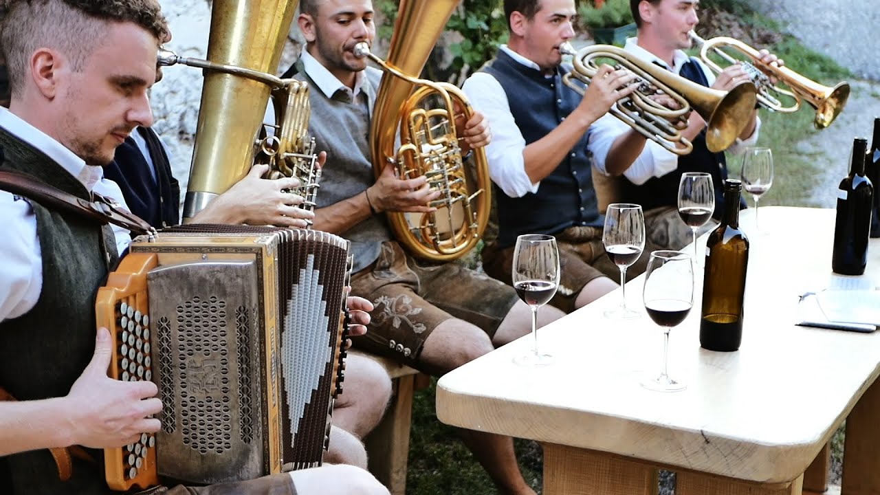 Südtiroler Lausbuam - Pedeller Buam Polka
