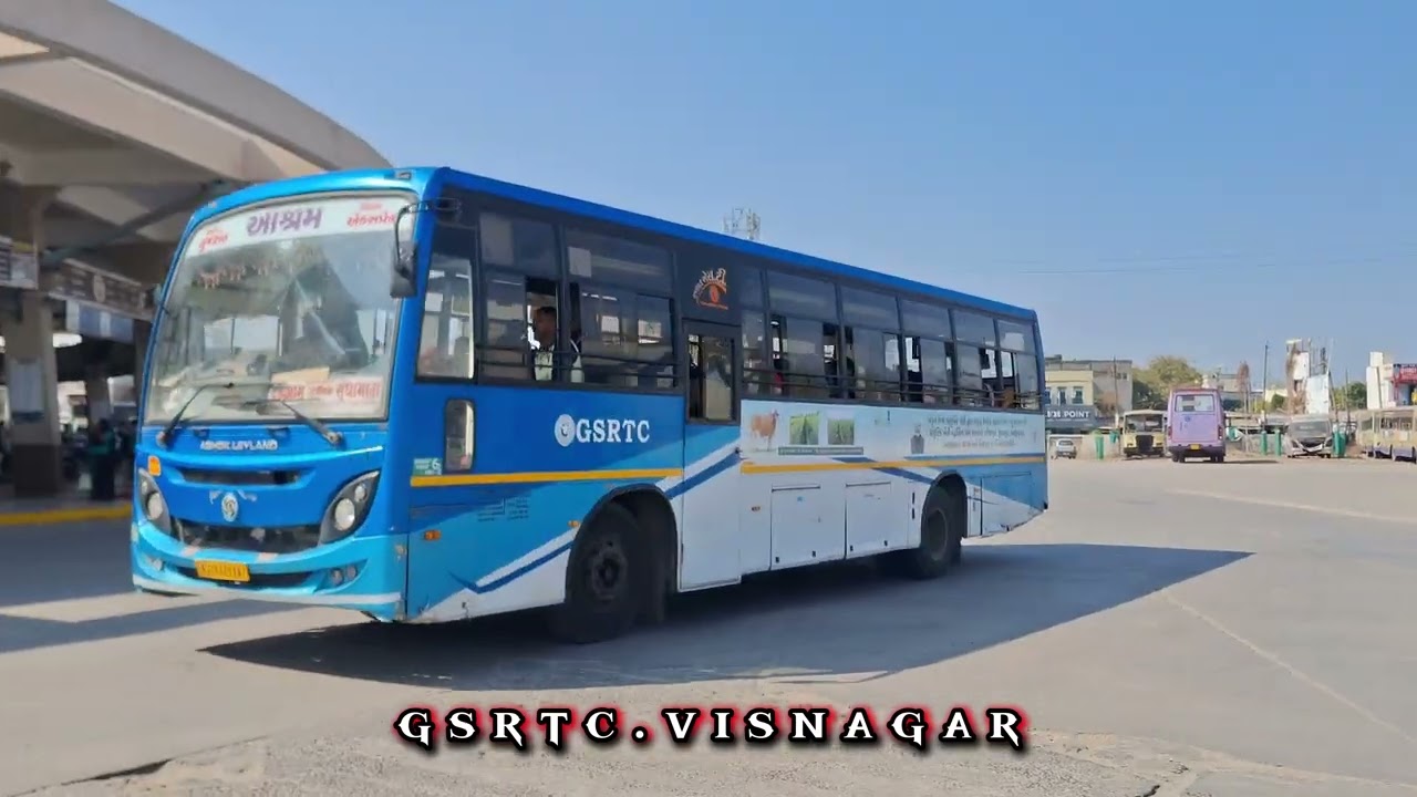 Back to Back Buses Arriving & Departing at Visnagar CBS | GSRTC Bus #gsrtc #gsrtcbus #gsrtcvisnagar