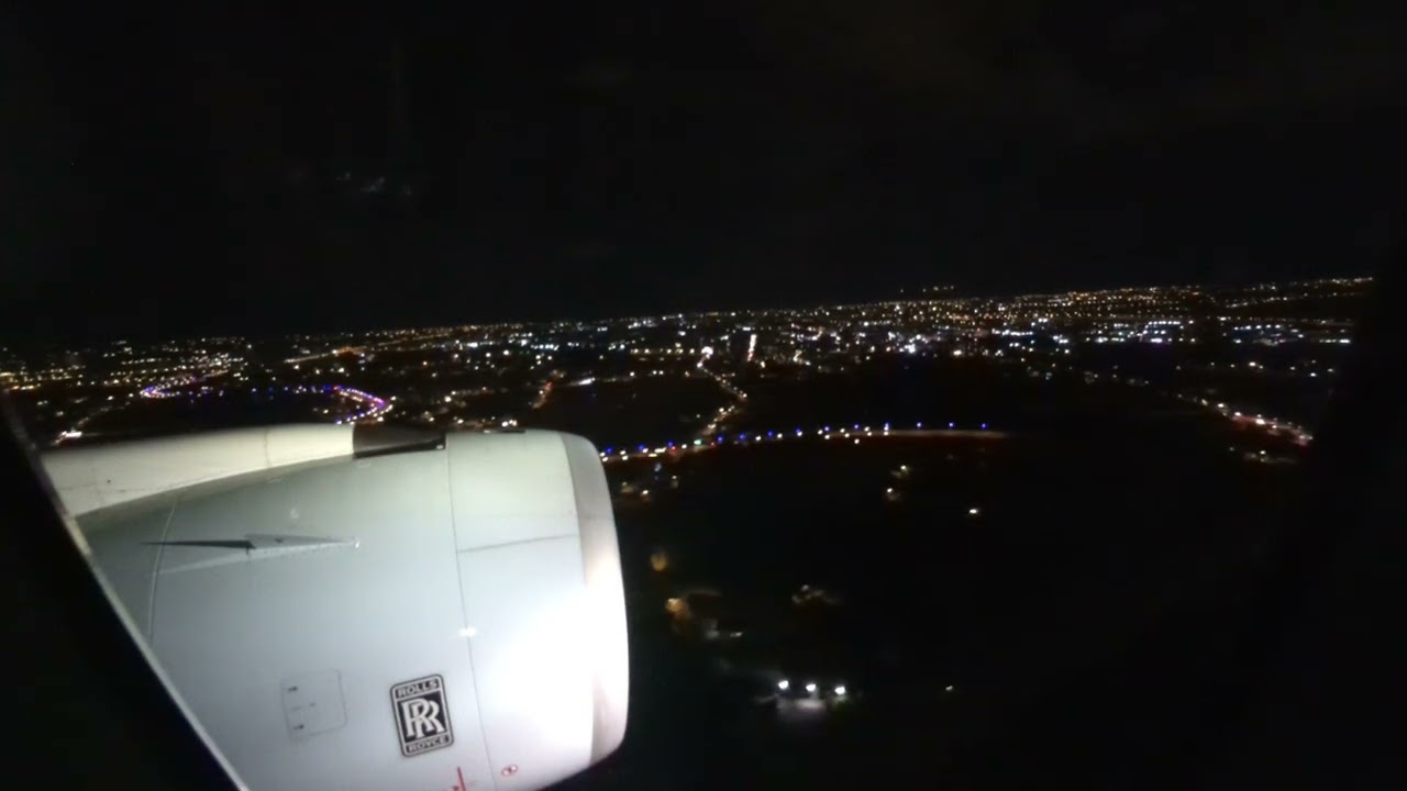 Cathay Pacific A350-1000 landing in Taipei