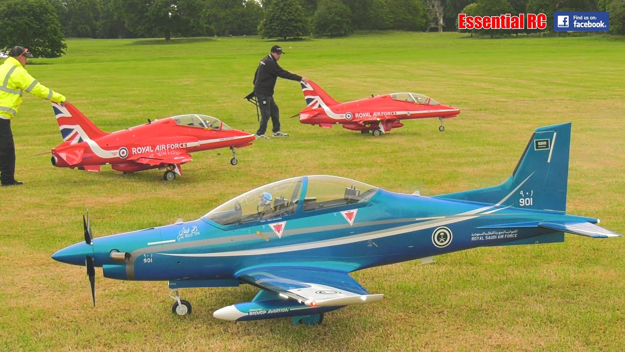 FANTASTIC ! RC Pilatus PC-21 Turboprop Advanced Trainer | Mark Leavesley | Weston Park 2022