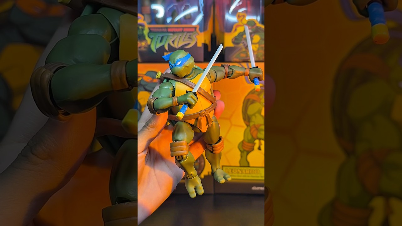 ОБЗОР TMNT LEONARDO 2003 ГОДА🔥 #фигурки #фигурки #tmnt #leonardo #ninjaturtles #super7 #игрушки