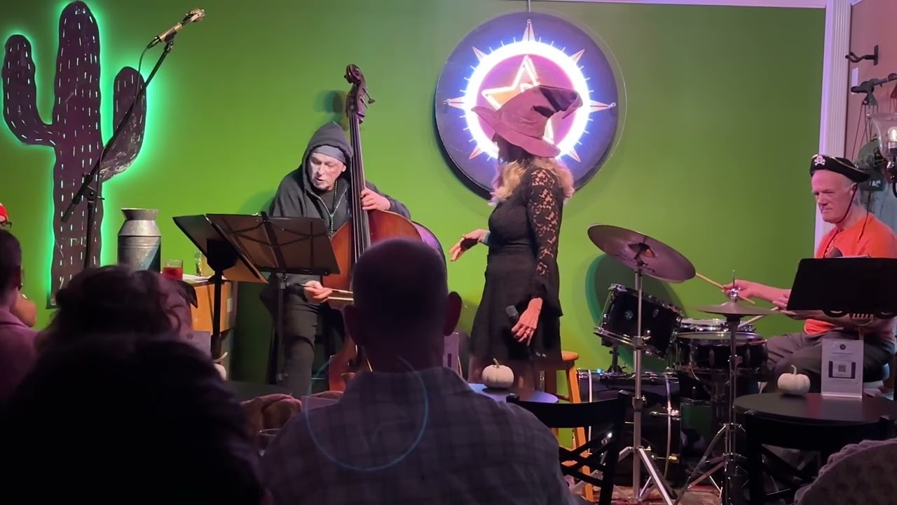 Cruella De ViL, Lynne Frederickson Quartet