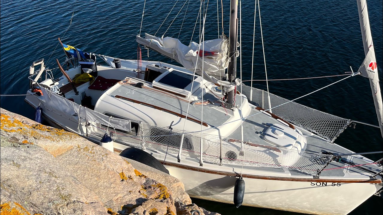 Segling med hund i Bohuslän i ”Odette” Leisure 23
