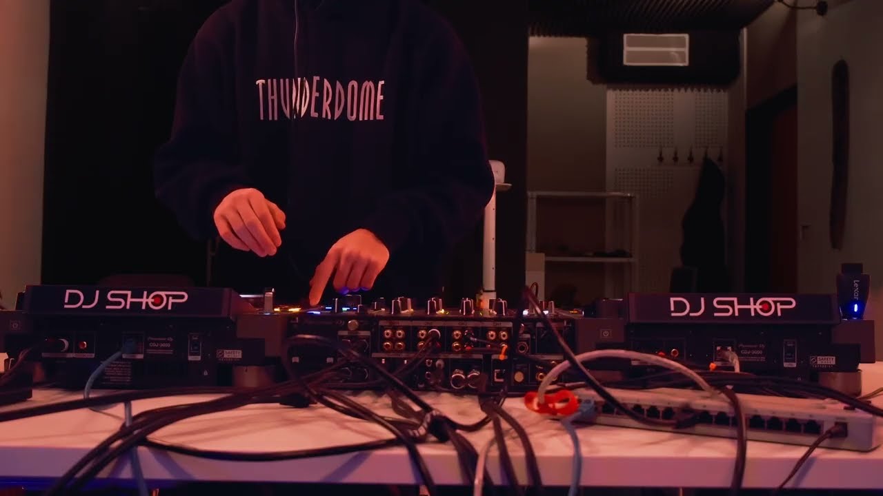 CYB8R : DJ set march 11th 26