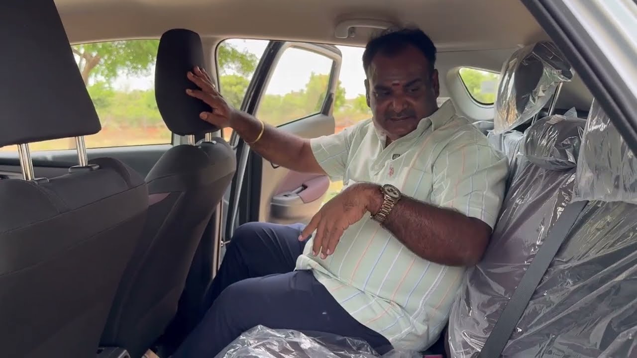 இந்த பேசிக் மாடல் ஏன் வாங்கினோம்? மைலேஜ் மற்றும் செலவில்லாமல் ஒரு கார்-  Toyota Taisor Tamil Review